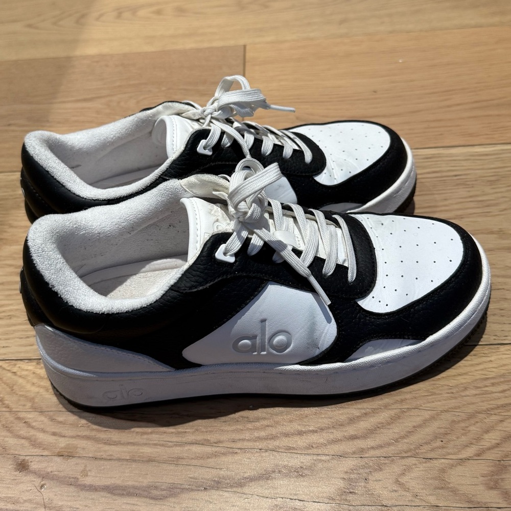 Alo Recovery Mode Sneaker Black White